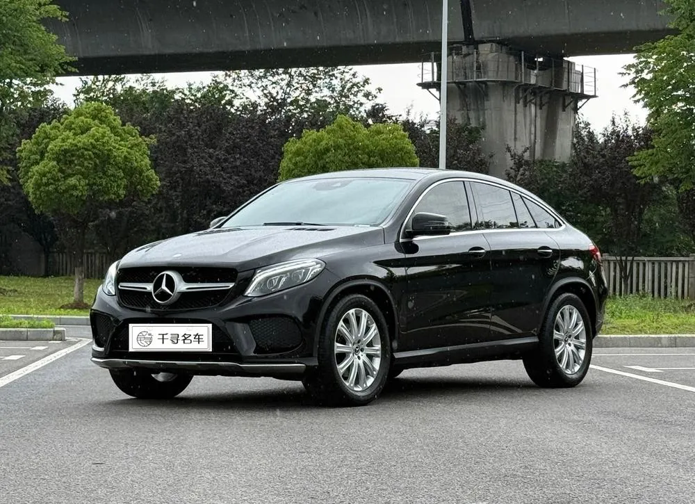 Mercedes-Benz GLE Coupe GLE 320 4MATIC Coupe SUV, 2017 — фото 1