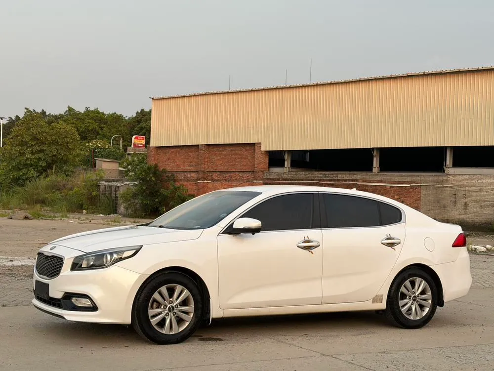 Kia K4 1.8L 手动GL, 2014 — фото 1