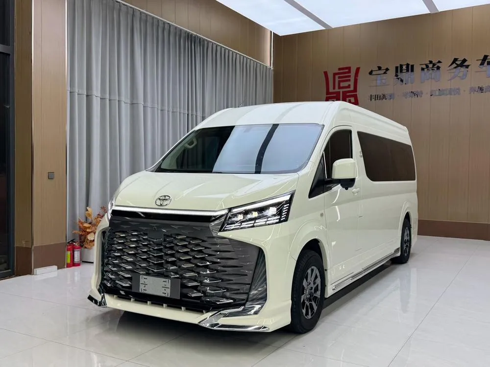 Toyota Hiace, 2024