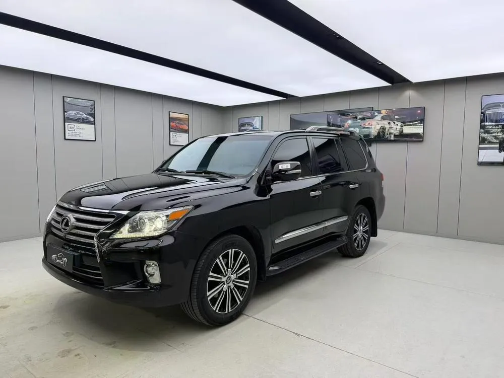 Lexus LX, 2013