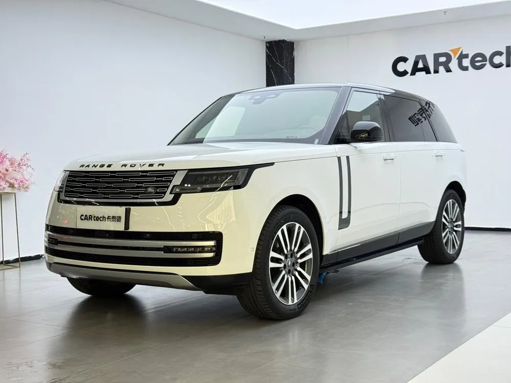 Land Rover Range Rover 3.0 L6 400PS Extended Edition, 2023 — фото 1