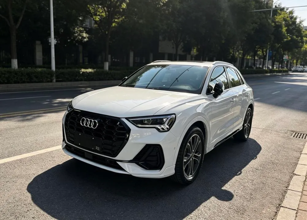 Audi Q3 35 TFSI Fashion Version, 2023 — фото 1