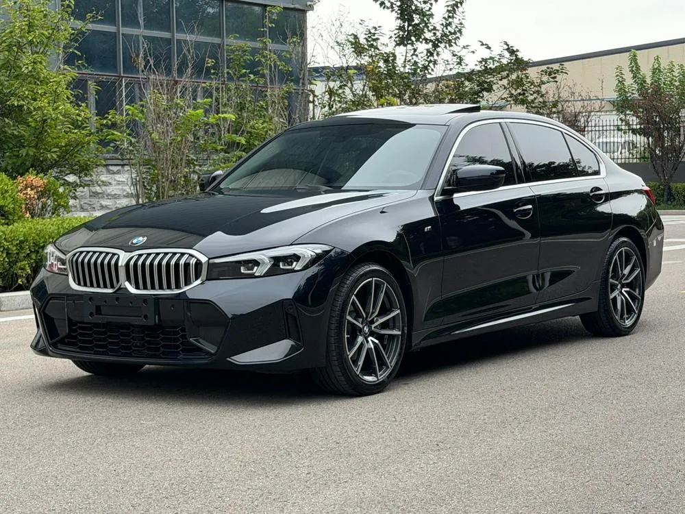 BMW 3-Series, 2023