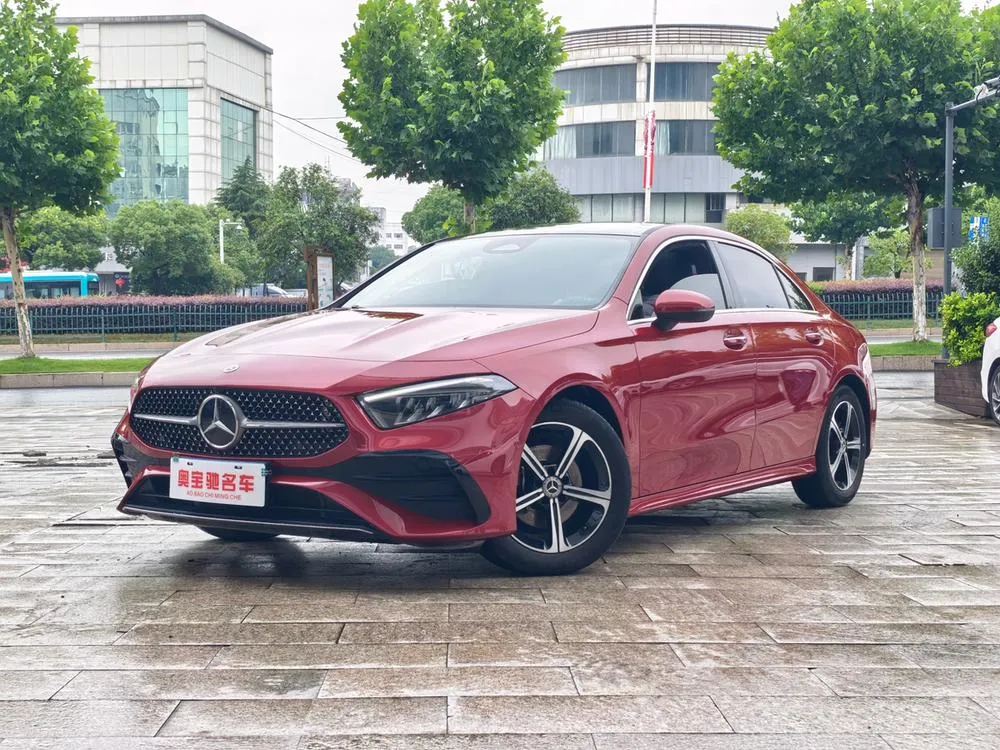 Mercedes-Benz A-Class A 200 L Sport Fashion Edition, 2023 — фото 1