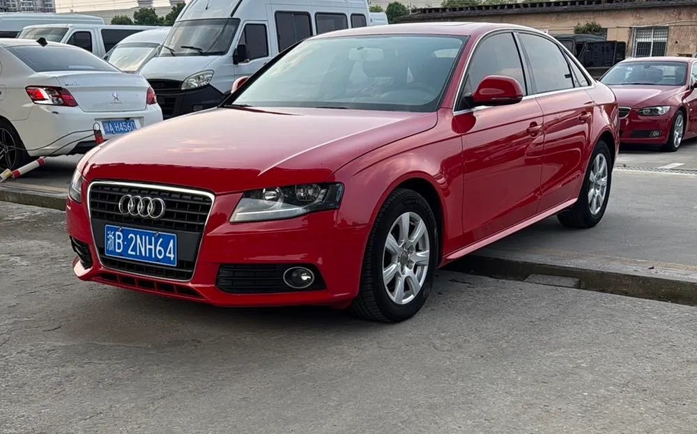 Audi A4L, 2011