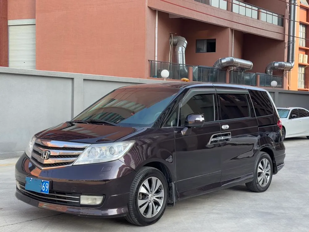Honda Elysion, 2012