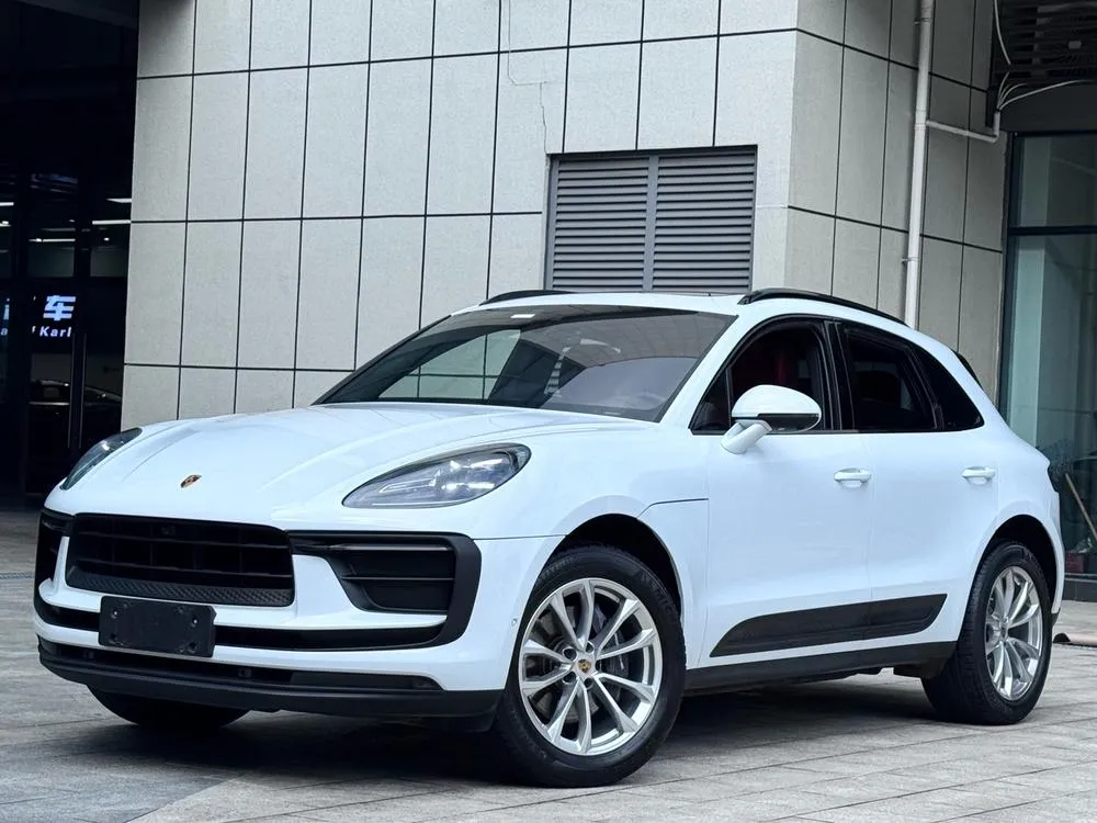 Porsche Macan, 2022