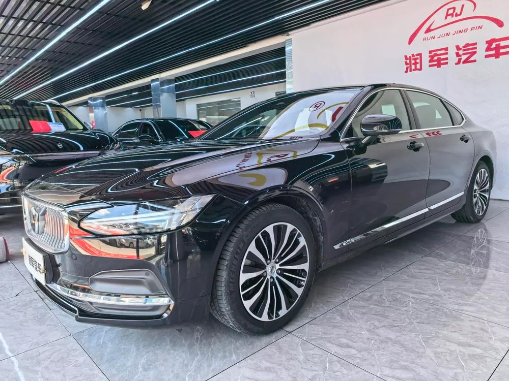 Volvo S90, 2024