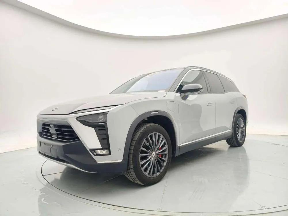 NIO ES8, 2022