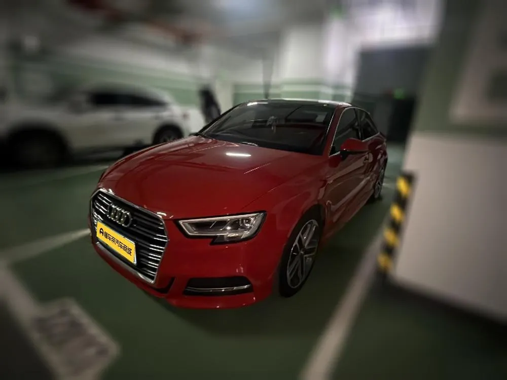 Audi A3 Limousine 35 TFSI Sport Version CN5, 2019 — фото 1