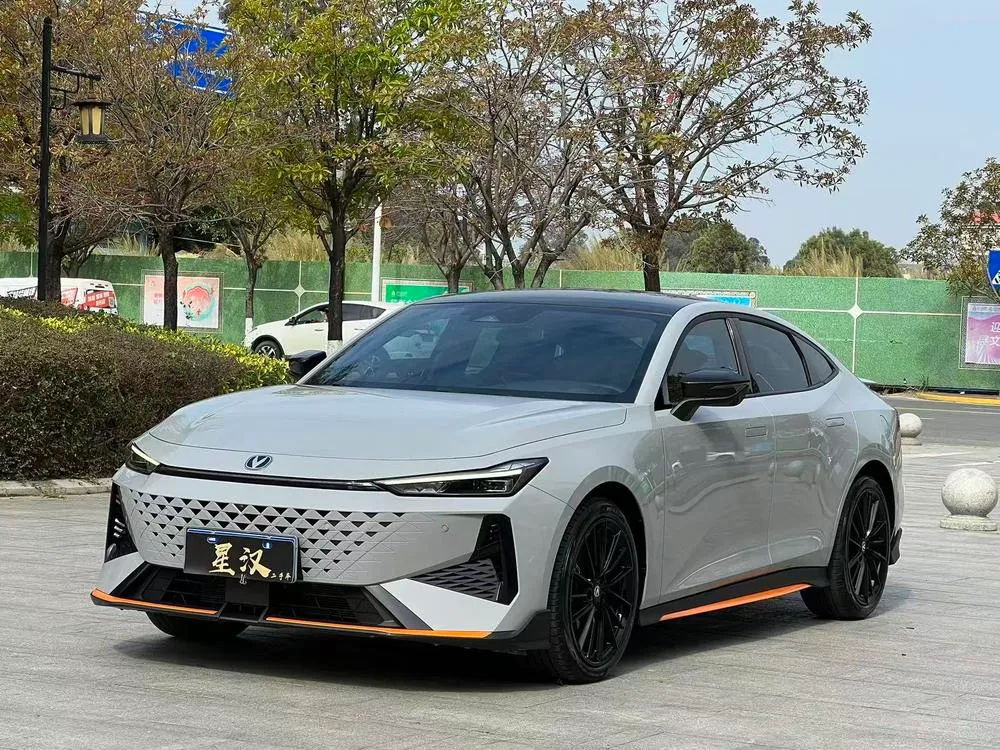 Changan UNI-V 1.5T Premium Sport Version, 2024 — фото 1