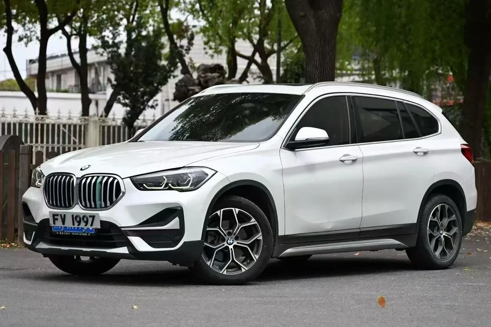 BMW X1 sDrive20Li Fashion Version, 2020 — фото 1