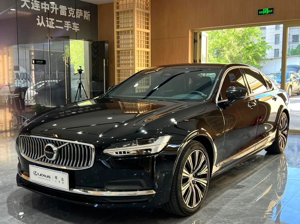 Volvo S90, 2022
