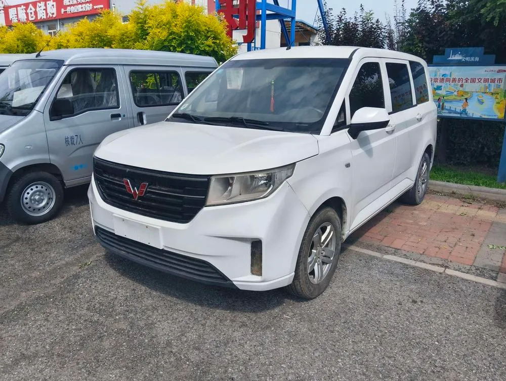 Wuling Hongguang PLUS, 2019