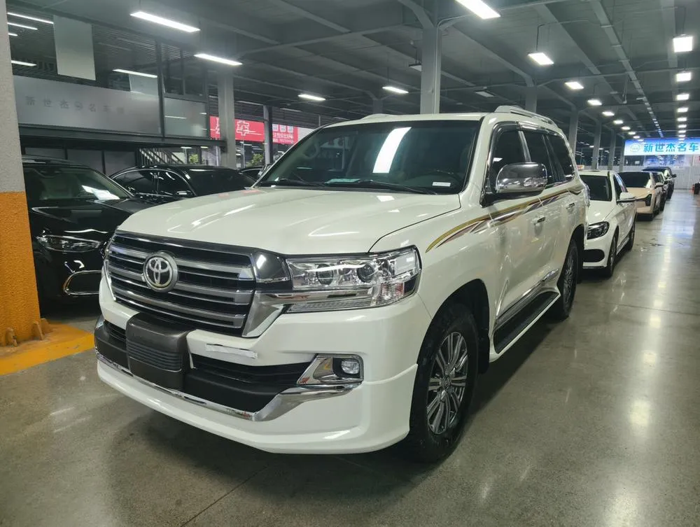 Toyota Land Cruiser (Import), 2018