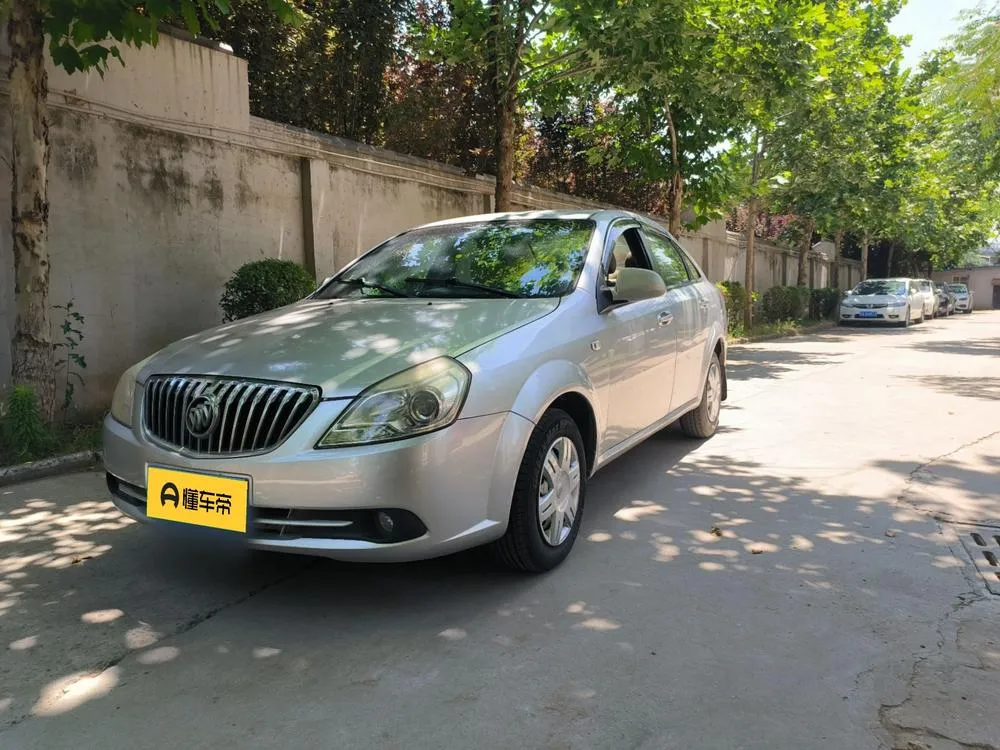 Buick Excelle 1.5L Manual Classic Version, 2013 — фото 1