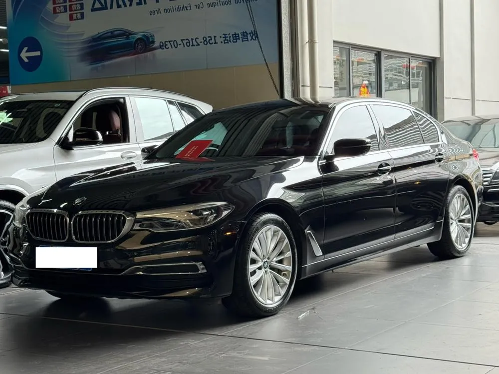 BMW 5-Series, 2019