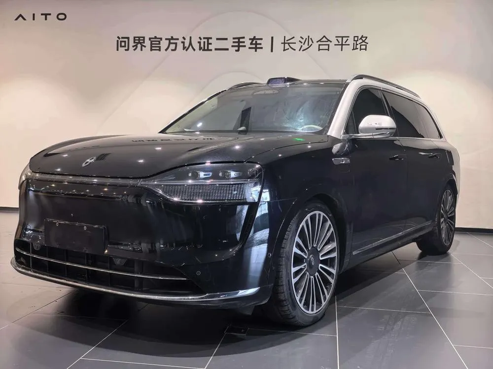 AITO M9 EREV Ultra 6-Seater Edition, 2024 — фото 1