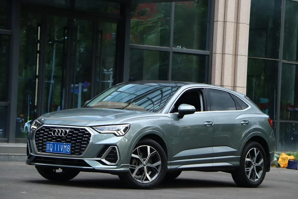 Audi Q3 Sportback, 2021