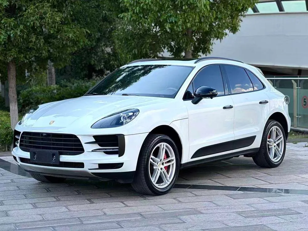 Porsche Macan, 2021