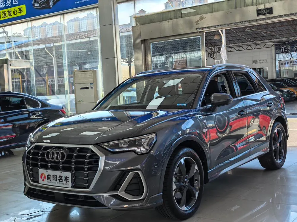Audi Q3 35 TFSI Fashion Version, 2022 — фото 1