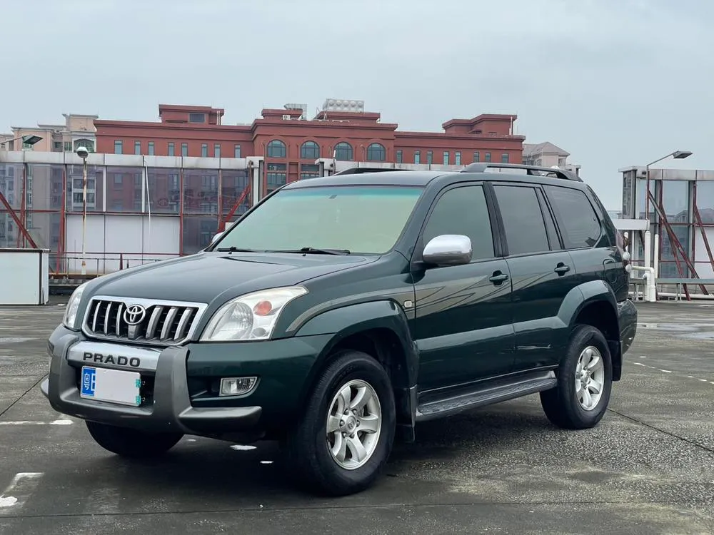 Toyota Prado (Import) 4.0L Auto 4WD 8 Seater Parallel Import, 2005 — фото 1