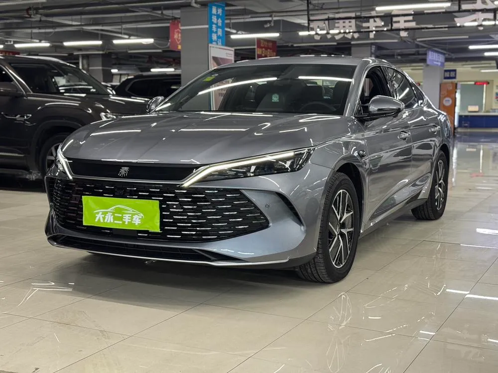 BYD Qin L DM Smart Drive Edition DM-i 120KM Version, 2025 — фото 1