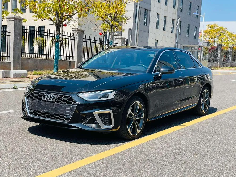 Audi A4L 40 TFSI Fashion Version, 2020 — фото 1