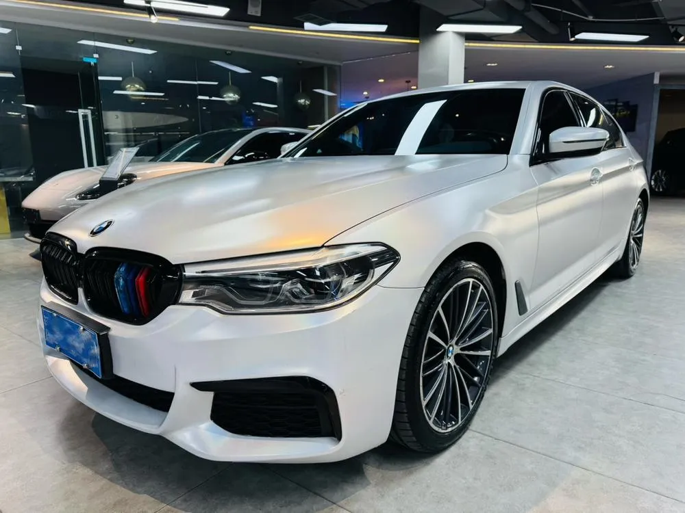 BMW 5-Series, 2020