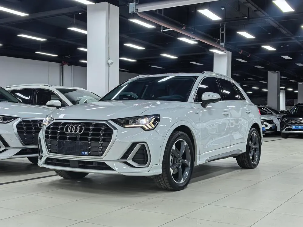 Audi Q3, 2023