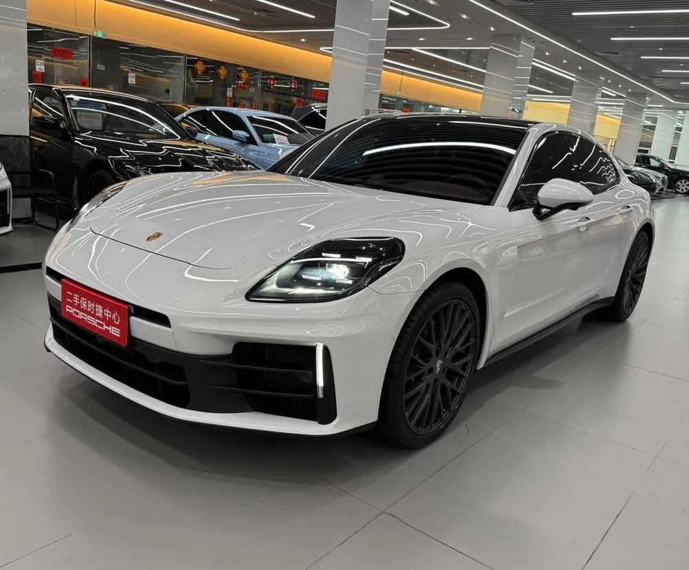 Porsche Panamera, 2024