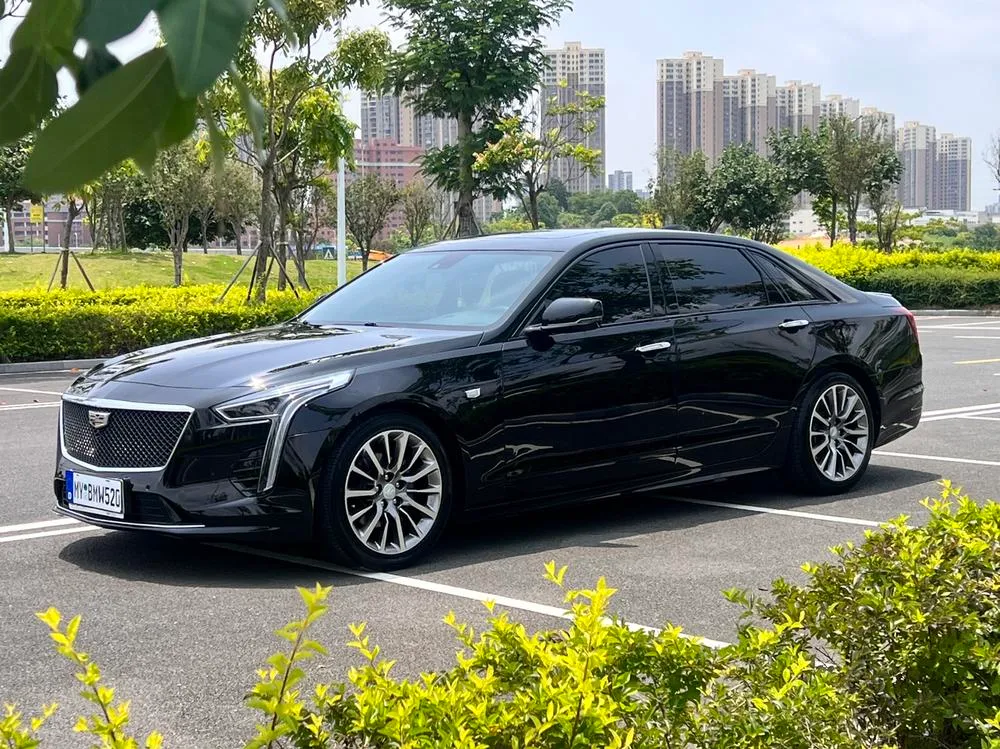 Cadillac CT6, 2022