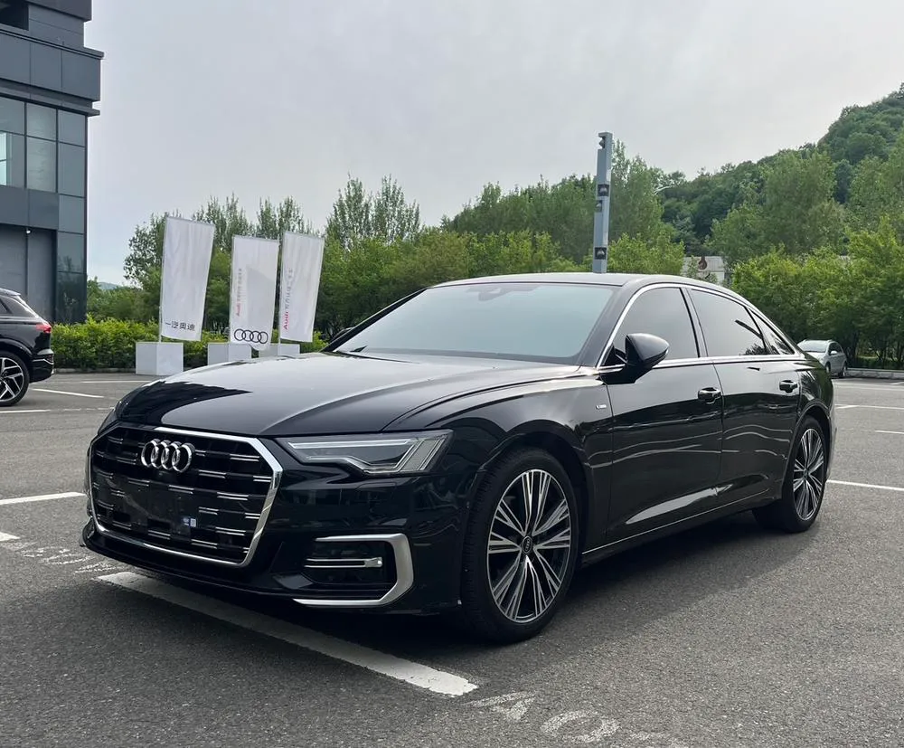 Audi A6L Facelift 45 TFSI quattro Refined Version, 2023 — фото 1