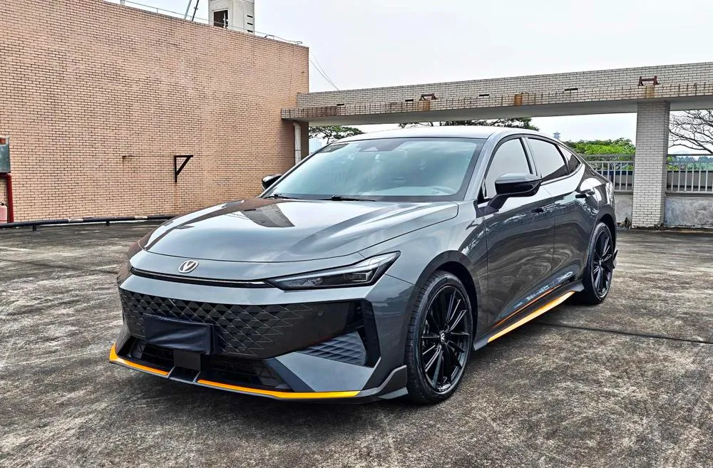 Changan UNI-V, 2024