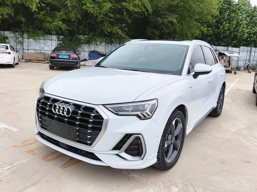 Audi Q3 35 TFSI Fashion Version, 2022 — фото 1