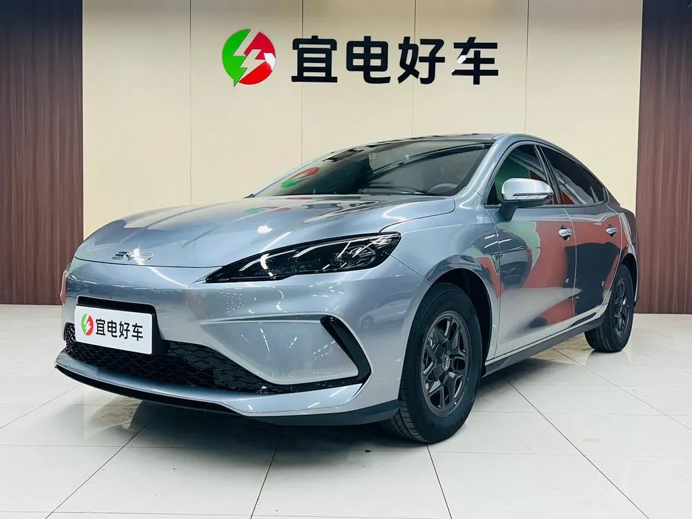 BYD Seal 05 DM Smart Drive Edition DM-i 55KM Luxury Version, 2025 — фото 1