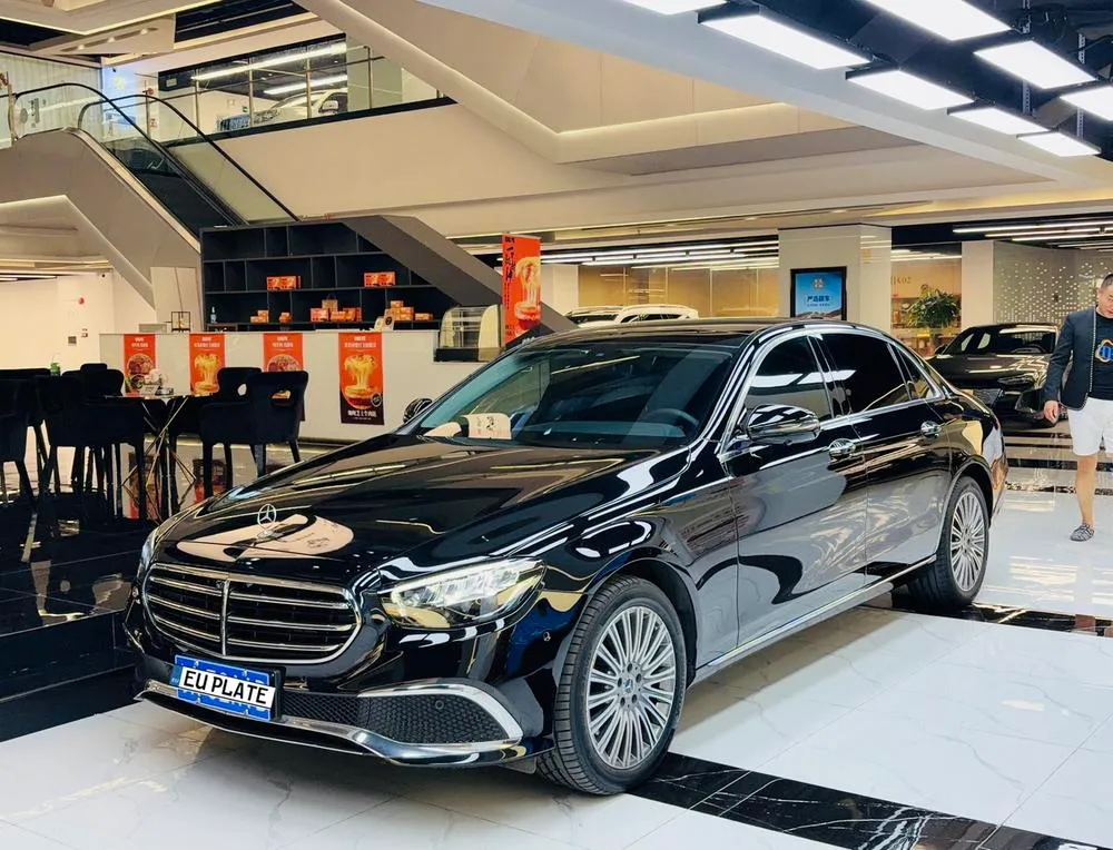 Mercedes-Benz E-Class Facelift E 300 L Luxury Version, 2022 — фото 1