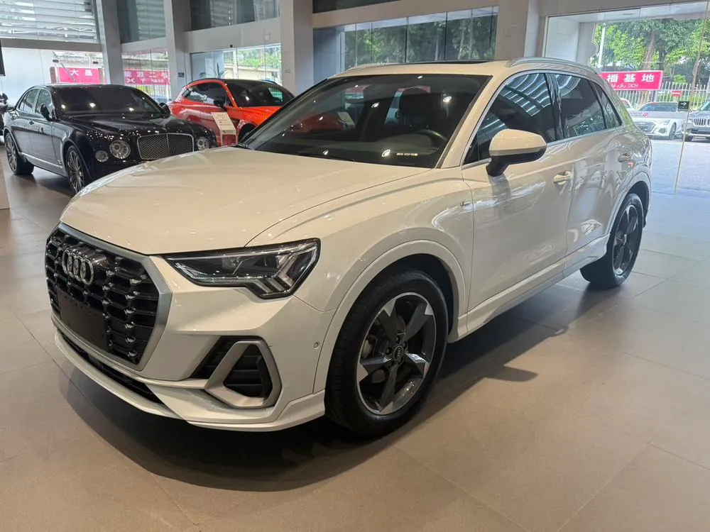 Audi Q3 35 TFSI Fashion Version, 2022 — фото 1