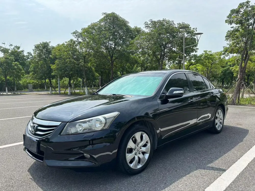 Honda Accord 2.4L EX, 2011 — фото 1