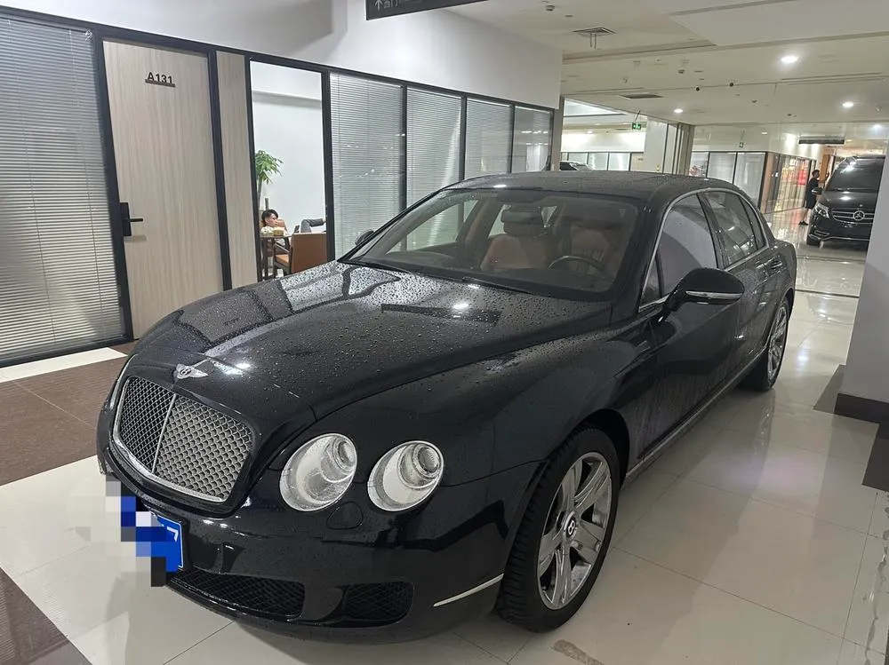 Bentley Flying Spur, 2009