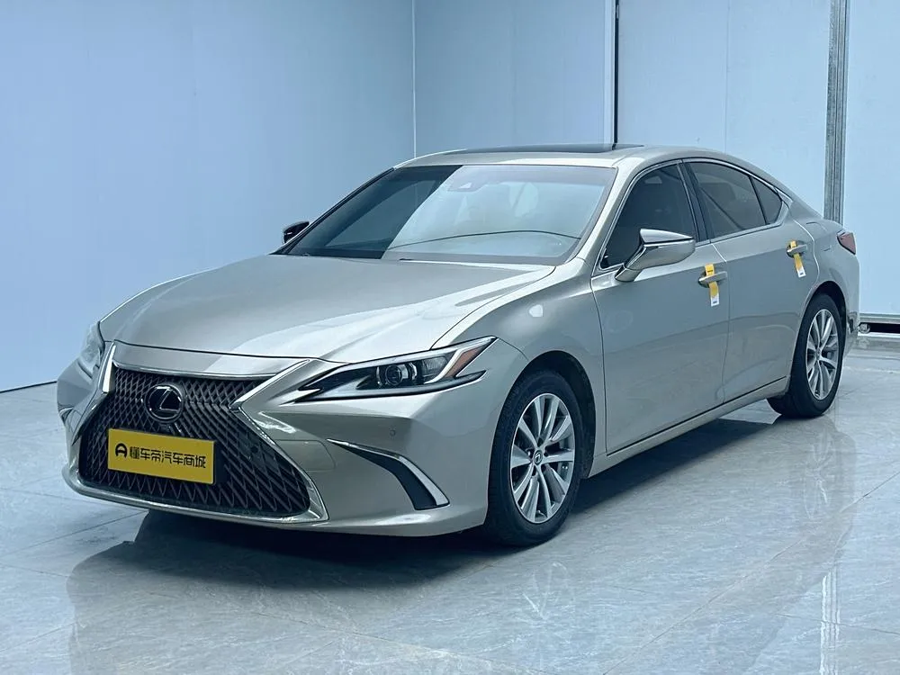 Lexus ES, 2018