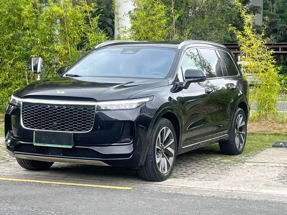 Li Auto ONE EREV 6 Seater Edition, 2021 — фото 1
