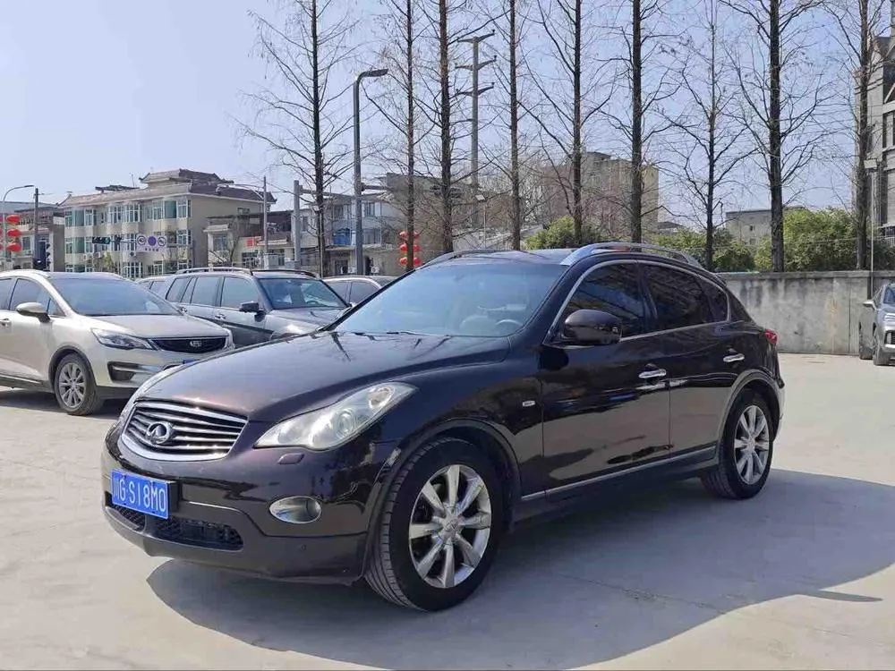Infiniti EX, 2010