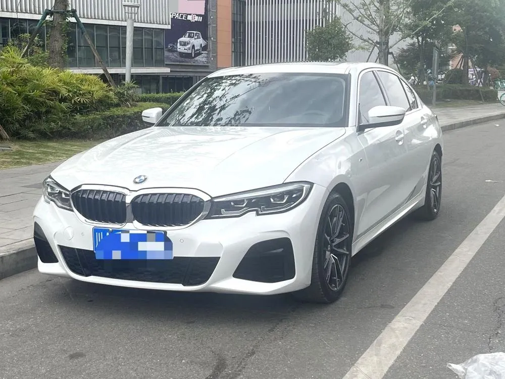 BMW 3-Series, 2021