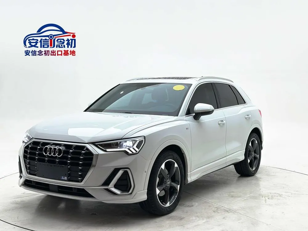 Audi Q3, 2022