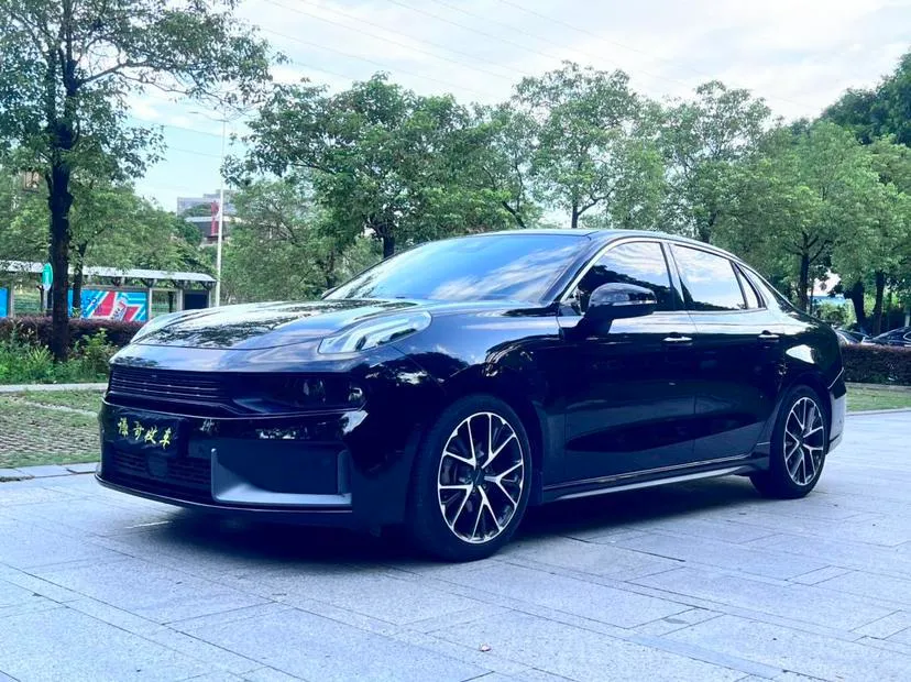 Lynk & Co 03 Facelift 1.5TD DCT Version Pro Edition, 2019 — фото 1