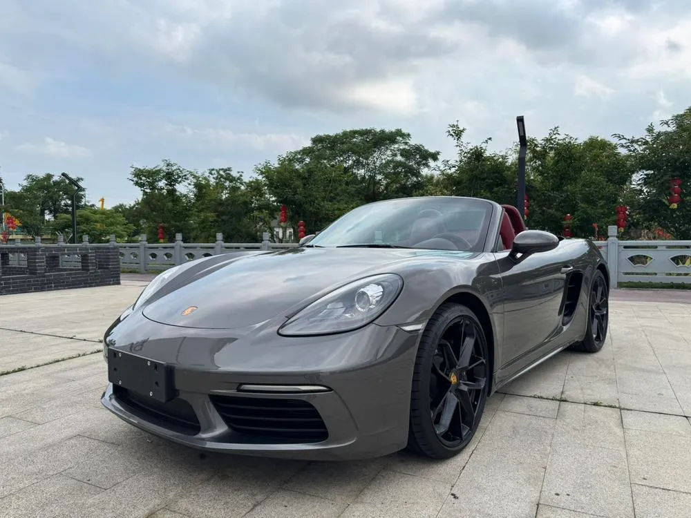 Porsche 718, 2023