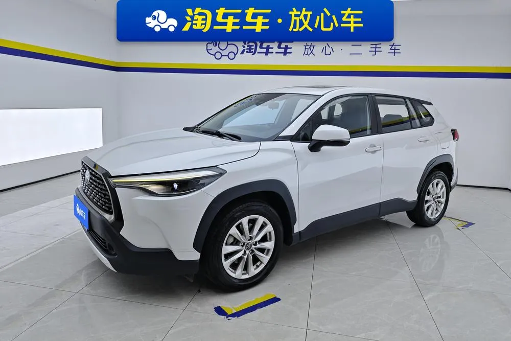Toyota Corolla Cross 2.0L Luxury Edition, 2022 — фото 1