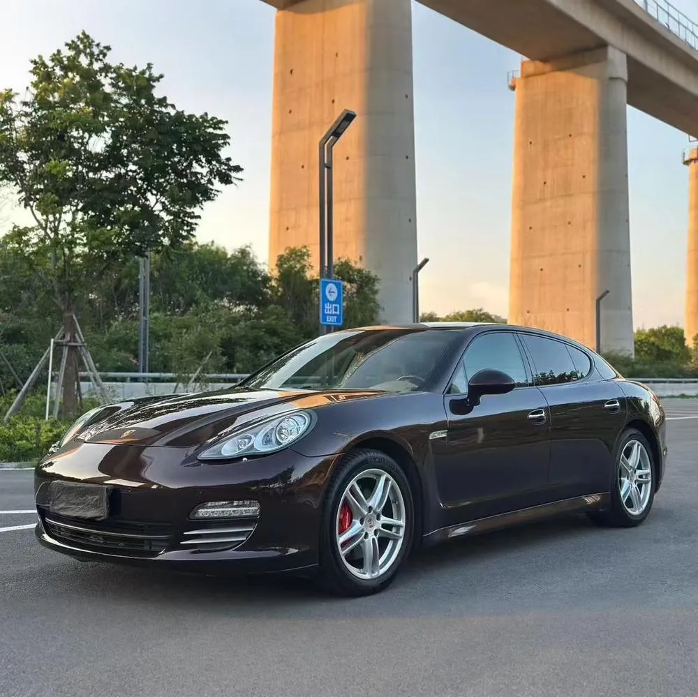 Porsche Panamera E-Hybrid 3.6L Auto 4WD 4 Seater Parallel Import, 2012 — фото 1