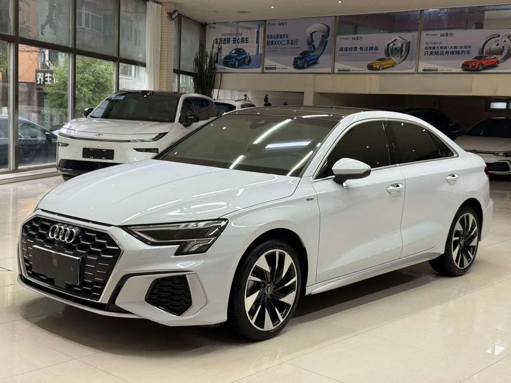 Audi A3 A3L Limousine 35 TFSI Fashion Sport Version, 2023 — фото 1